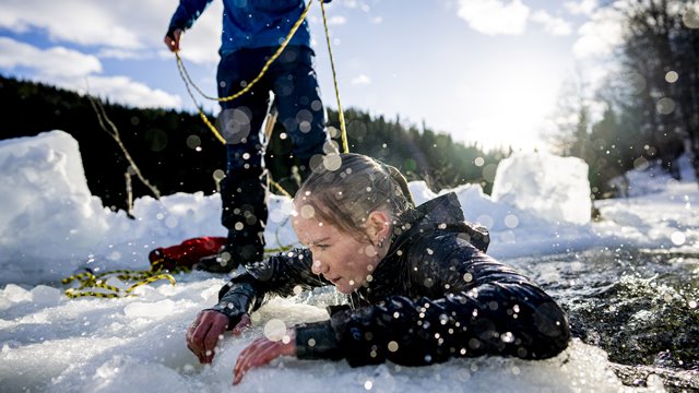 Er du klar for kaldt vann? Sjekk ut Redningsselskapets kaldtvannsvett!