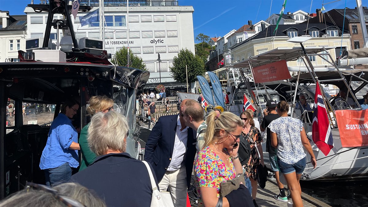 arendalsuka_flyte